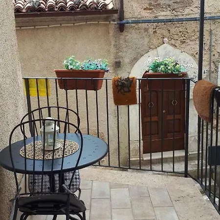 La Casetta Nel Borgo Apartment *